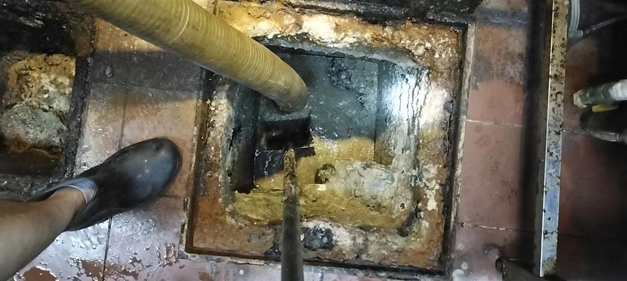 旌阳污水池清理一般都有毒气，怎么预防中毒呢？