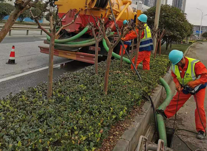 旌阳市政管道清淤